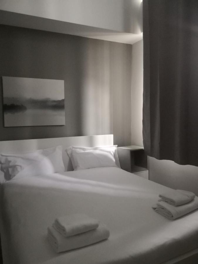 Luxury Apartment Near Niguarda Graziano39 ميلان المظهر الخارجي الصورة