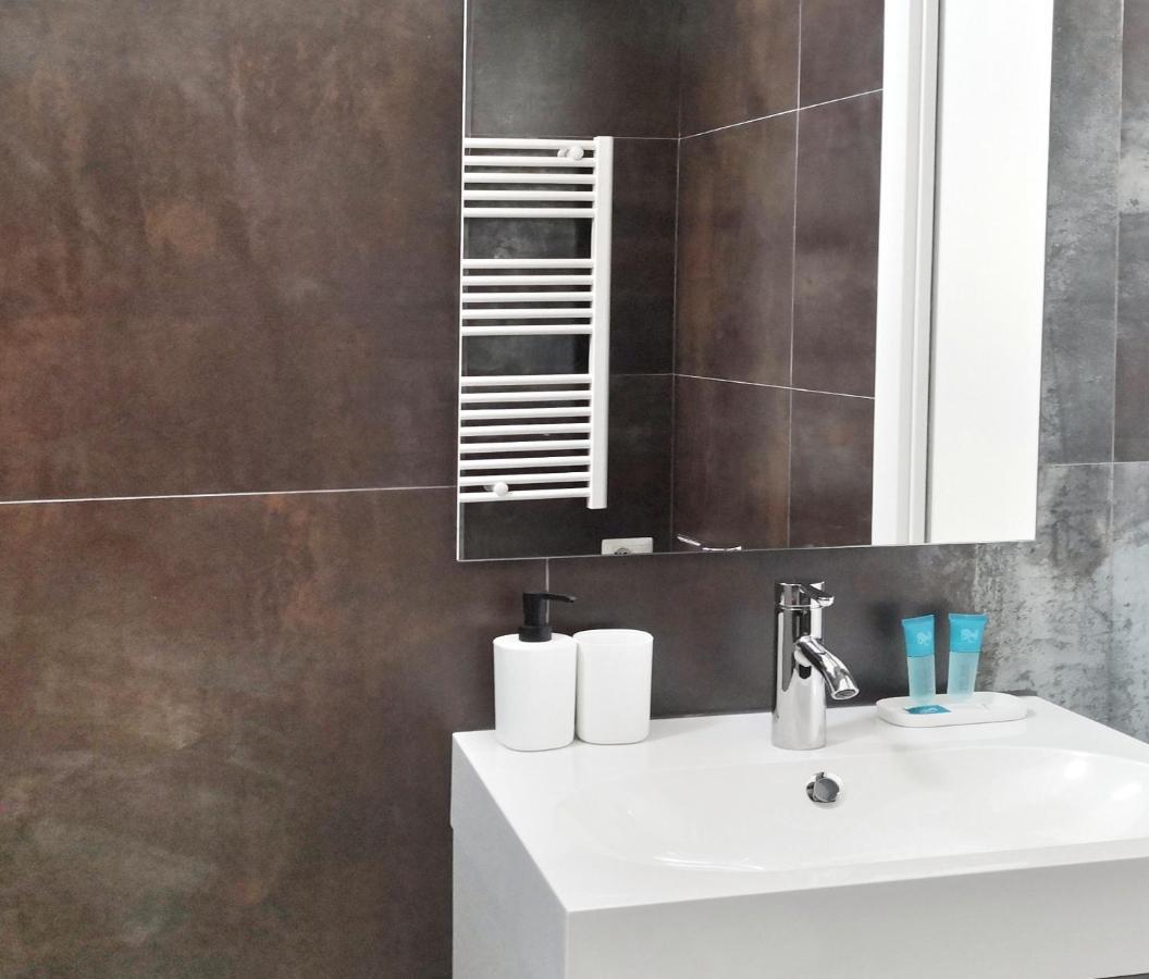 Luxury Apartment Near Niguarda Graziano39 ميلان المظهر الخارجي الصورة